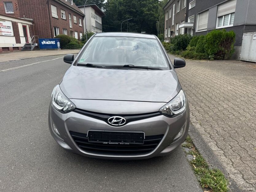 Hyundai i20 67.000 km 6.499 € Gelsenkirchen 45879