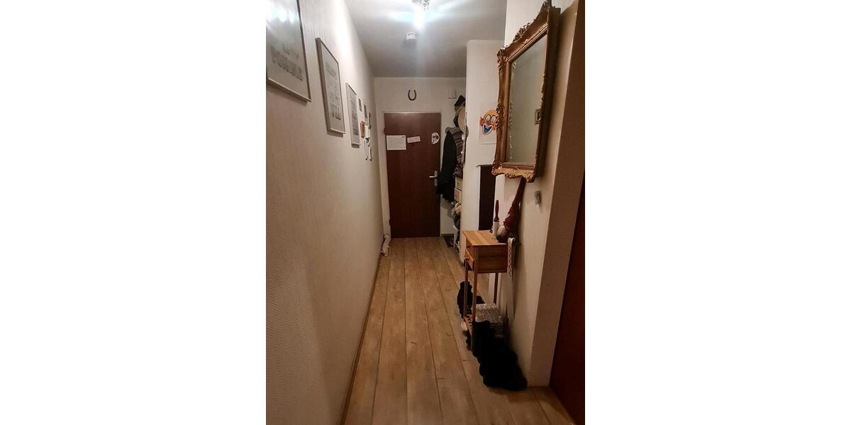 Hochparterre Essen Stadtbezirk VI - 2 Zimmer, 68 m&sup2;, 590&euro; | Angebot:25269438