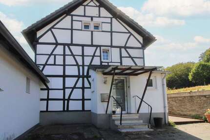 Haus Essen Stadtbezirk VIII - 4 Zimmer, 80 m&sup2;, 179.000&euro; | Angebot:27418788