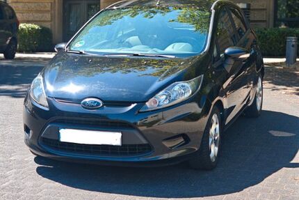 Ford Fiesta 245.000 km 2.200 &euro; Wuppertal 42119