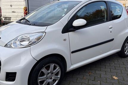 Peugeot 107 95.000 km 3.500 € gelsenkirchen 45881