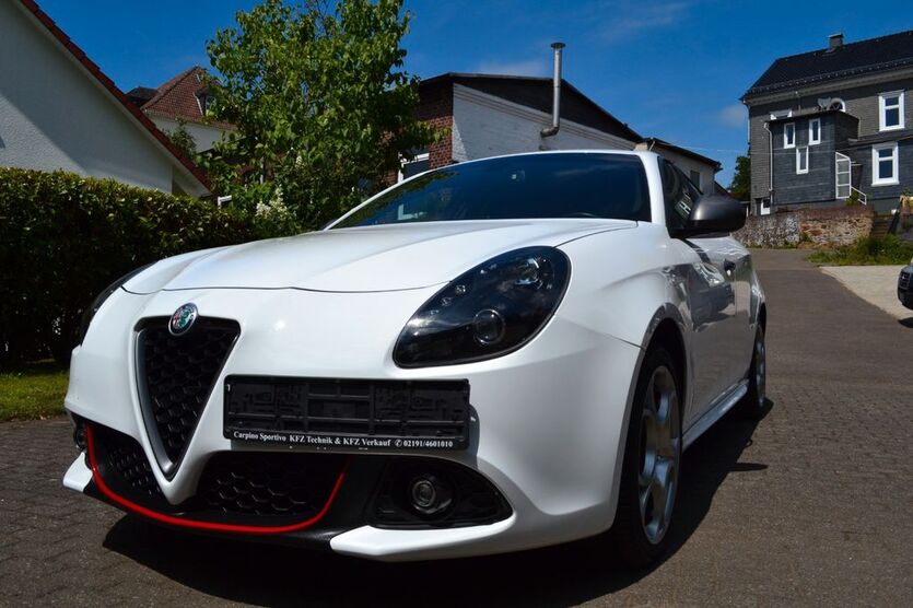 Alfa Romeo Giulietta 93.600 km 15.999 € Remscheid 42859