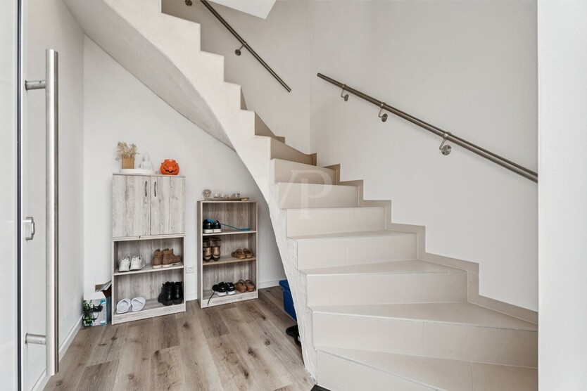 Attraktives Zweifamilienhaus in Olfen–modern, nachhaltig und mit KfW 40+ Standard 8 zimmer