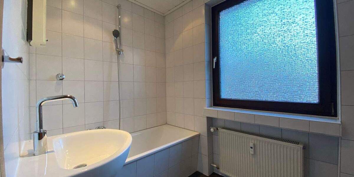 Etagenwohnung Essen Schönebeck - 5 Zimmer, 119 m&sup2;, 1.000&euro; | Angebot:24777925