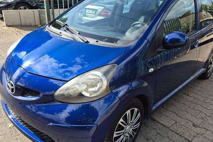 Toyota Aygo 73.500 km 3.199 € Bottrop 46242