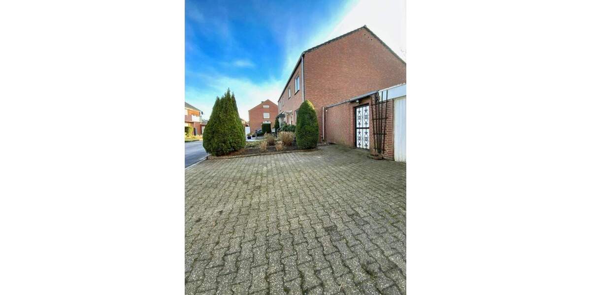 GENIESSEN SIE ZENTRALITÄT UND EIN GROSSZÜGIGES WOHNEN! 5 zimmer