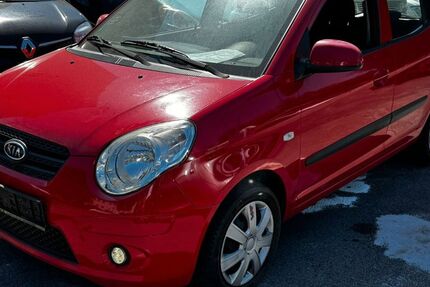 Kia Picanto 167.000 km 2.450 € Essen 45359