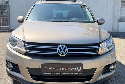 VW Tiguan 153.300 km 8.990 &euro; Velbert 42553