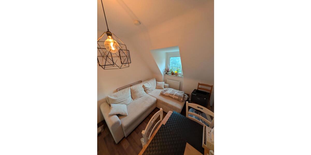 Dachgeschoßwohnung Bochum Querenburg - 3 Zimmer, 68 m&sup2;, 680&euro; | Angebot:26003605