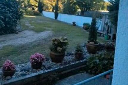 2R Küche Diele Bad Balkon zum Garten 2 zimmer