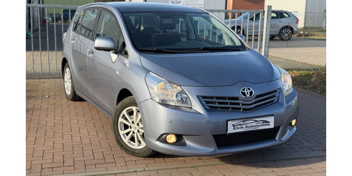 Toyota Verso 220.000 km 5.799 &euro; Selm 59379