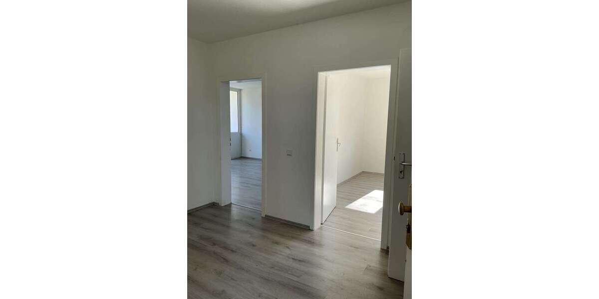 Etagenwohnung Velbert Velbert-Mitte - 2 Zimmer, 63 m&sup2;, 479&euro; | Angebot:26864989