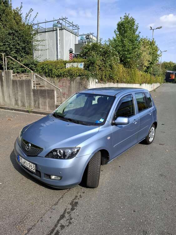 Mazda 2 241.000 km 1.690 € Gladbeck 45966