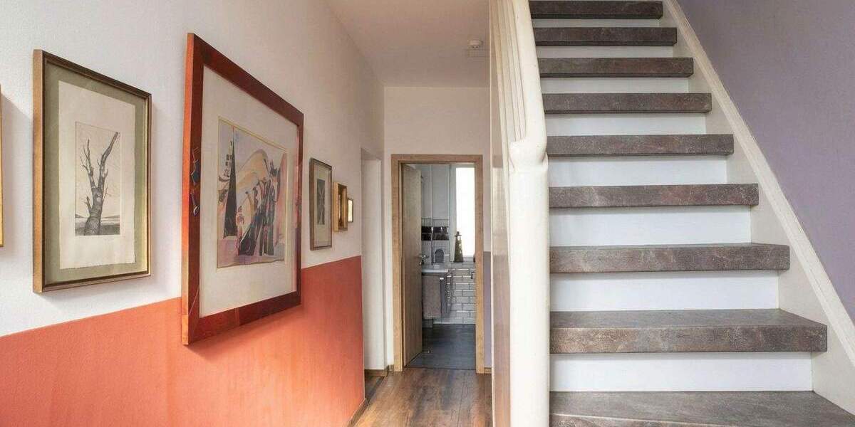 Einfamilienhaus Bottrop Eigen - 8 Zimmer, 162 m&sup2;, 588.000&euro; | Angebot:25696619