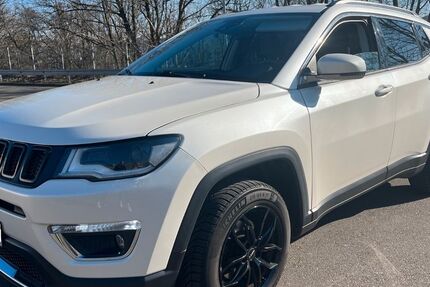 Jeep Compass 33.000 km 17.900 &euro; Velbert 42551