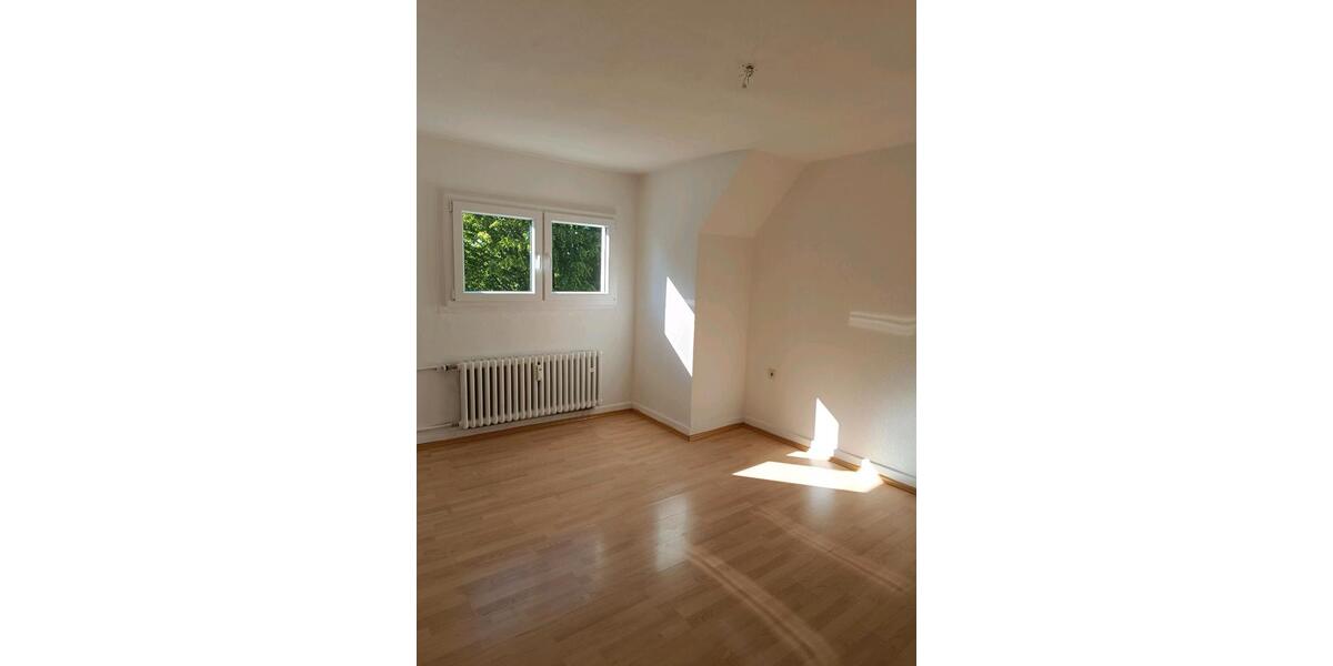 Etagenwohnung Bochum Altenbochum - 3 Zimmer, 83 m&sup2;, 720&euro; | Angebot:26409247