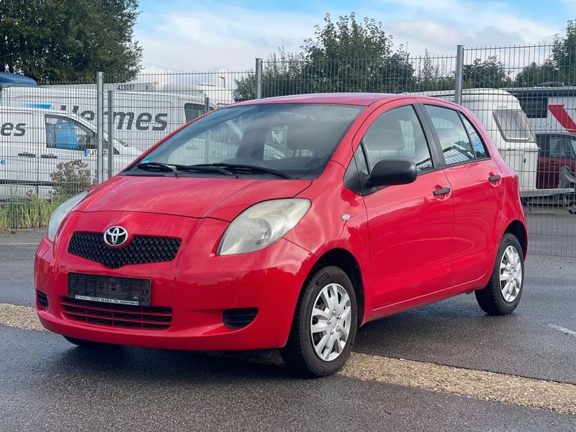 Toyota Yaris 174.000 km 2.999 € Wuppertal 42389