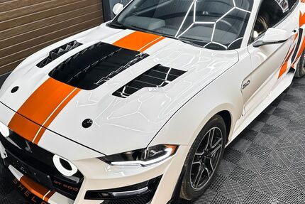 Ford Mustang 32.100 km 41.999 € Bochum 44809