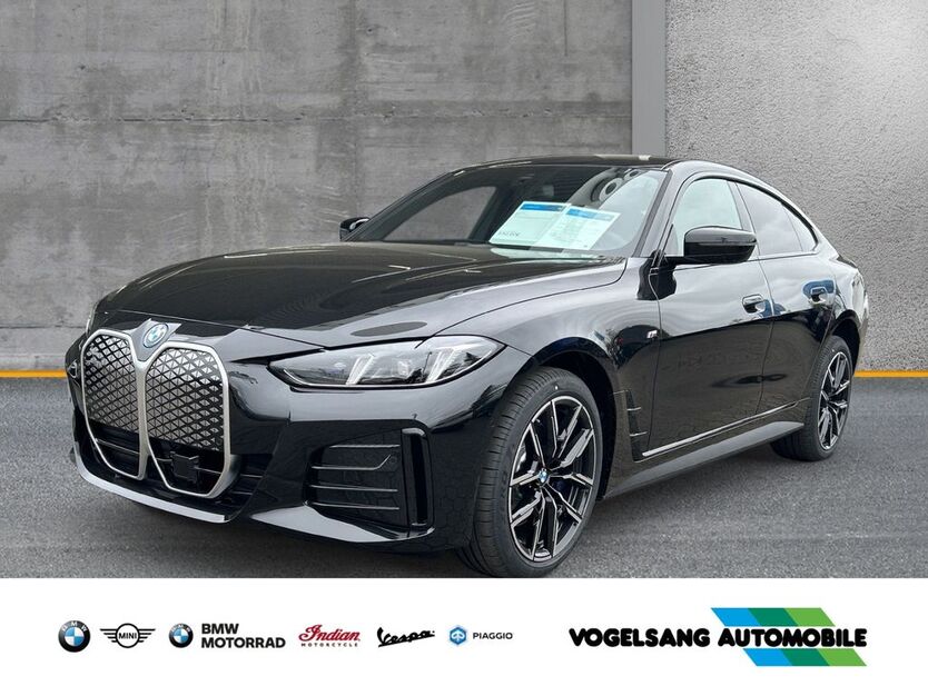 BMW i4 7.999 km 51.990 € Recklinghausen 45659