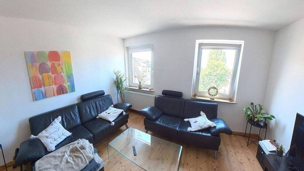 Moderne 2,5-Zimmer-Wohnung mit EBK in der Augustastraße 41