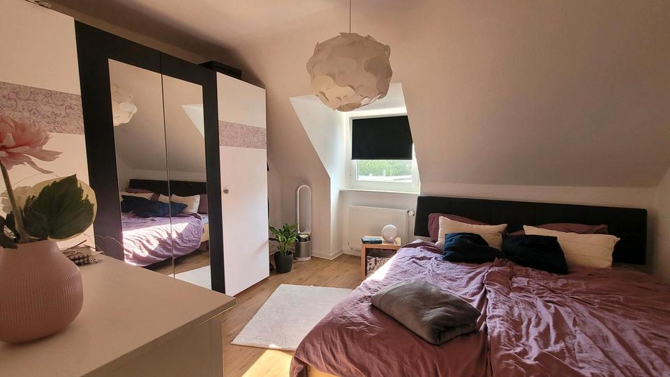 Dachgeschoßwohnung Dortmund Hörde - 3 Zimmer, 60 m&sup2;, 800&euro; | Angebot:26669662