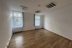 Attraktive GewerbeImmobilie zur Vermietung in Hagen - Moderne Bürofläche in Top-Lage mit Aufzug und Stellplatz!
