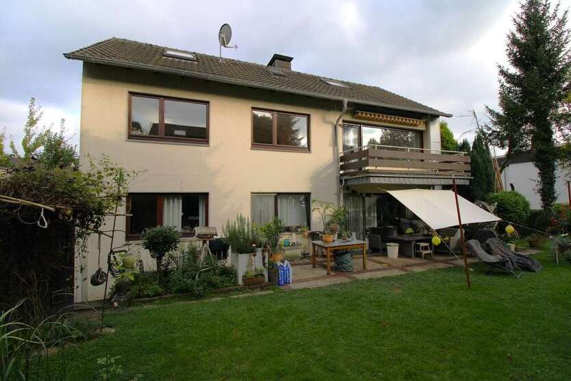 Haus zum Kaufen in Essen 529.000 € 184 m²