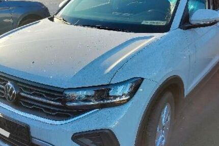 VW T-Cross 6.300 km 21.900 &euro; Gelsenkirchen 45884