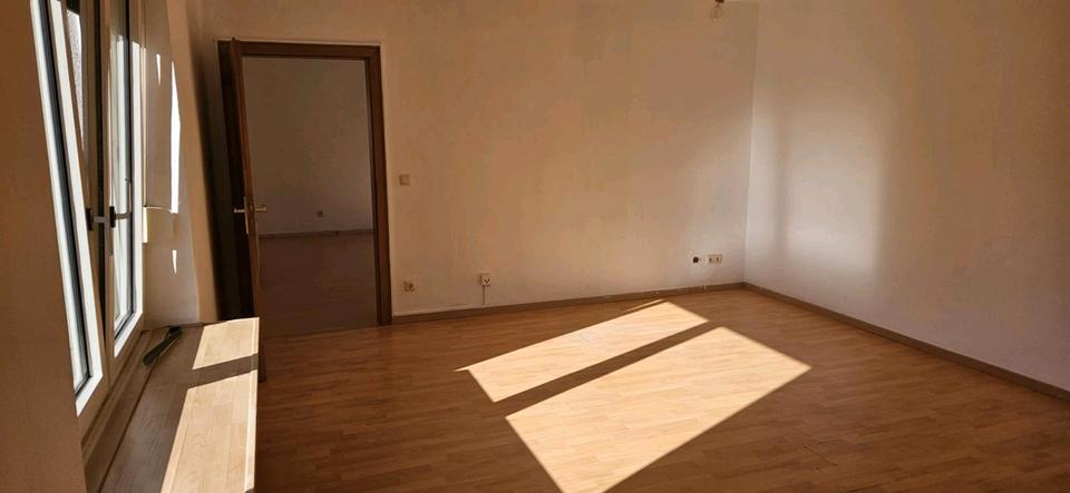 Etagenwohnung Bochum Eppendorf - 2 Zimmer, 715 m&sup2;, 715&euro; | Angebot:26411565