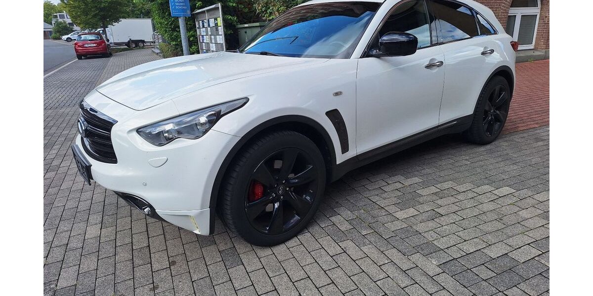 INFINITI QX70 96.000 km 16.900 &euro; Mülheim an der Ruhr 45473