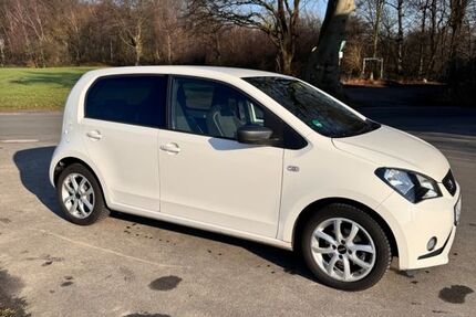 Seat Mii 49.500 km 9.490 &euro; Recklinghausen 45665