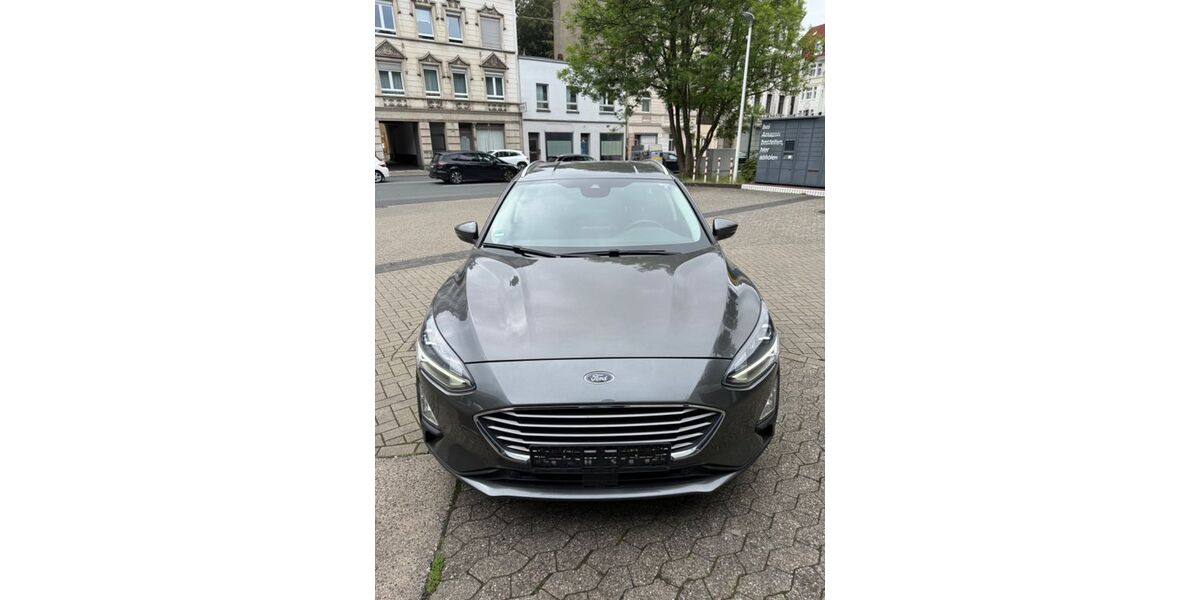 Ford Focus 83.572 km 10.500 &euro; Wuppertal 42107