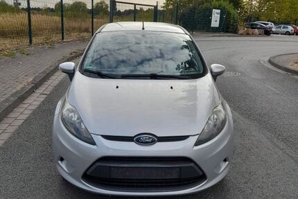 Ford Fiesta 203.000 km 2.250 &euro; Dortmund 44147