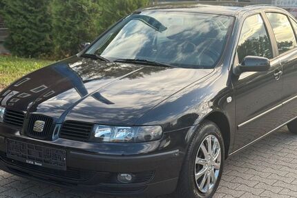 Seat Leon 181.273 km 3.450 € Dortmund 44149