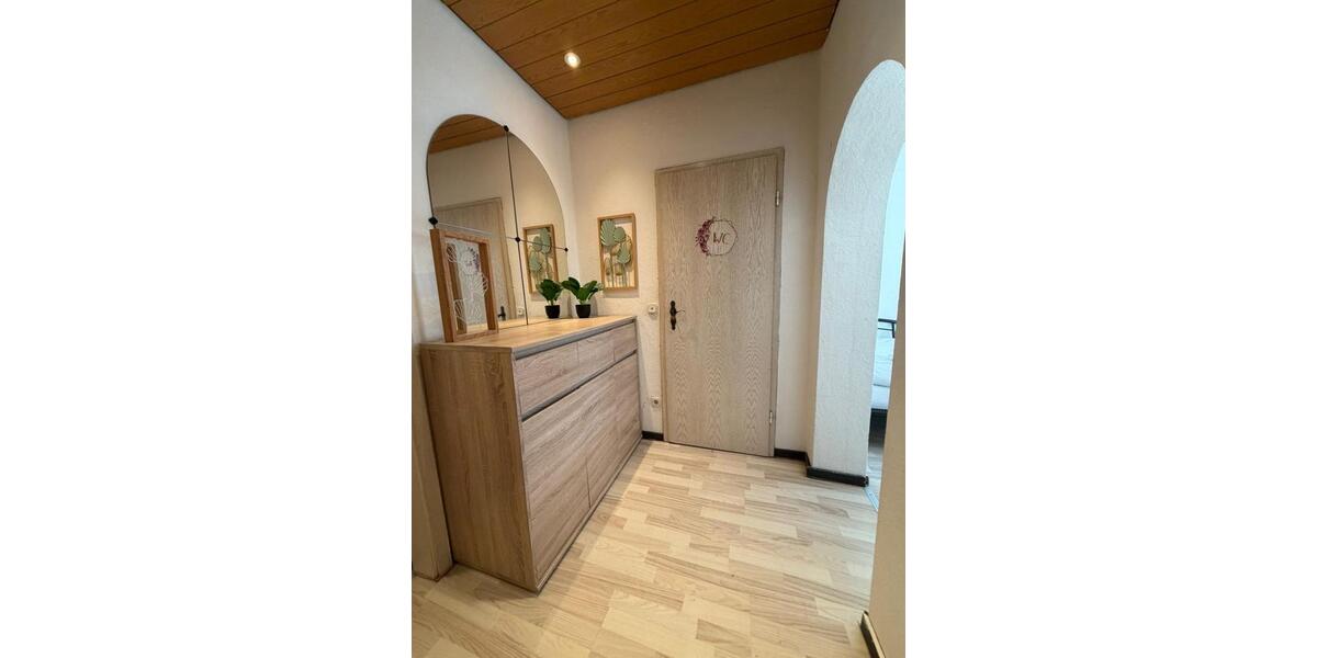 Etagenwohnung Essen Stadtkern - 1.5 Zimmer, 33 m&sup2;, 595&euro; | Angebot:26402865