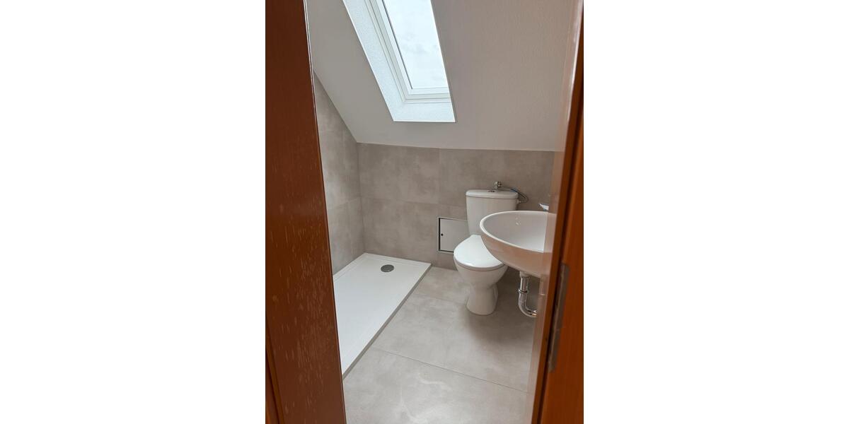 Dachgeschoßwohnung Dortmund Brackel - 3 Zimmer, 77 m&sup2;, 850&euro; | Angebot:27572204