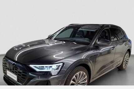 Audi Q8 e-tron 42.051 km 58.870 € Gelsenkirchen 45894