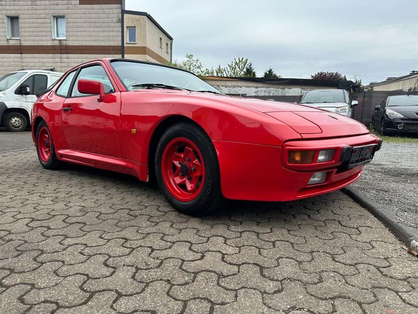 Porsche 944 167.000 km 10.900 € Oberhausen 46149