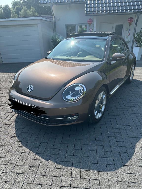 VW Beetle 111.075 km 8.600 € Dortmund 44269