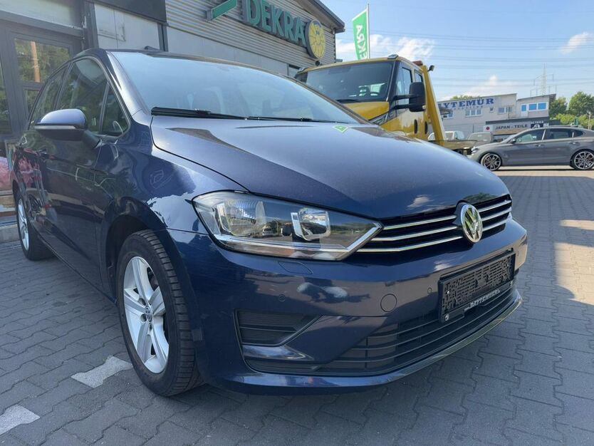 VW Golf 283.000 km 5.550 € Bottrop 46238