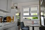 Modernes Reihenmittelhaus in Essen mit Garage und Stellplatz