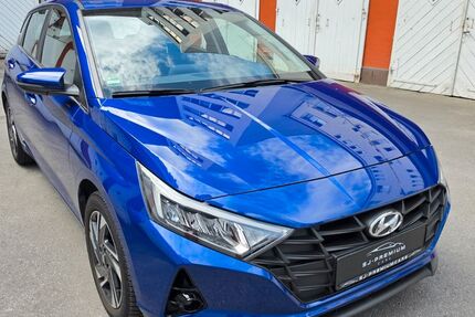 Hyundai i20 59.300 km 9.950 &euro; Wuppertal 42103