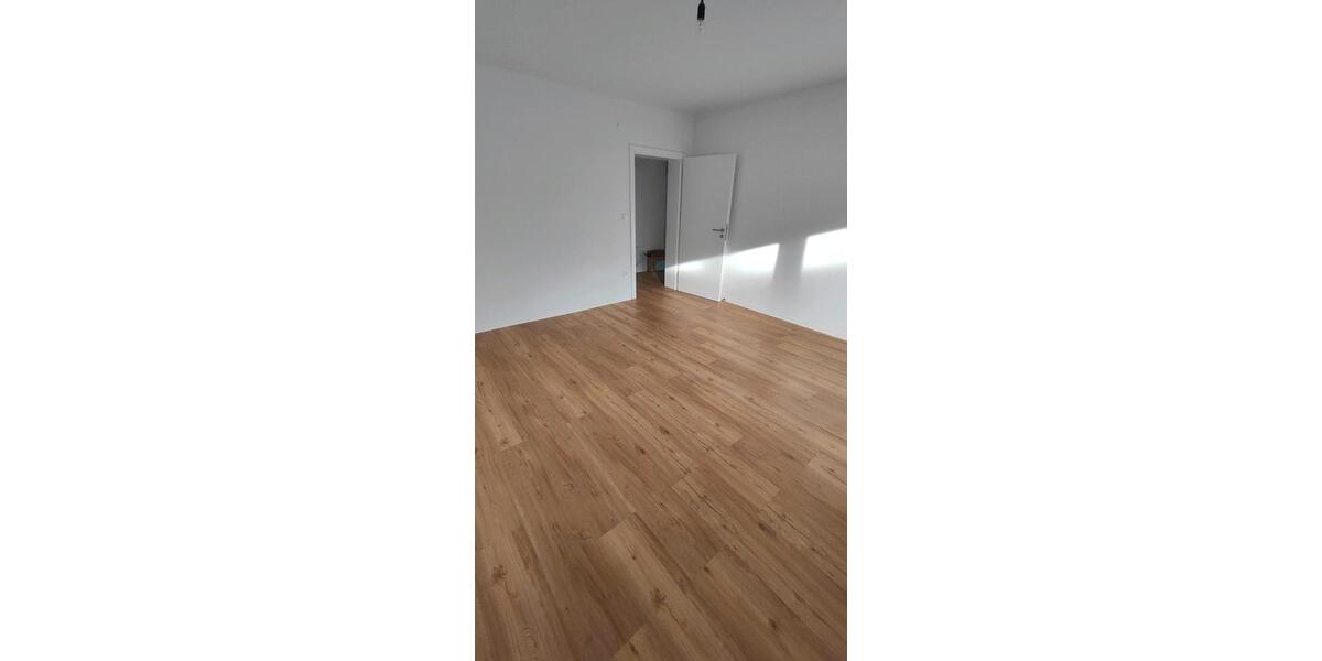 Top Erdgeschoss Wohnung mit Bodenheizung 3 zimmer