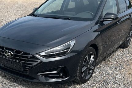 Hyundai i30 75.000 km 16.950 &euro; Hagen 58093