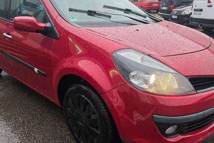 Renault Clio 90.360 km 5.990 &euro; Gelsenkirchen 45884