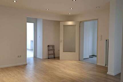 Wohnung Schwlem Loh - 3 Zimmer, 115 m&sup2;, 910&euro; | Angebot:26762140