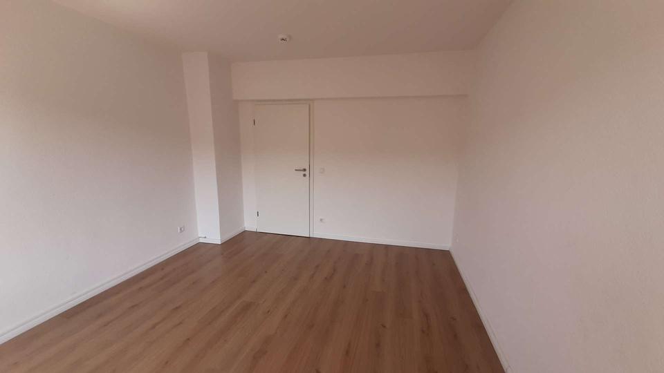Landgrafenstraße 2- helle 3 ZKB Wohnung im 3.OG zu vermieten 3 zimmer
