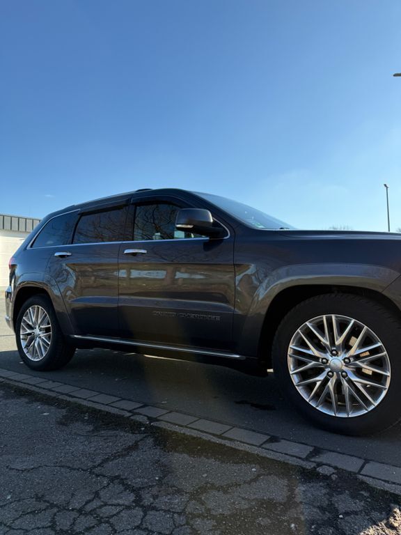 Grand Cherokee