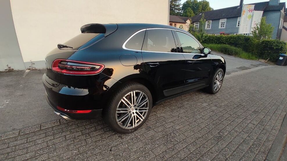 Porsche Macan 189.900 km 25.690 € wuppertal 42277