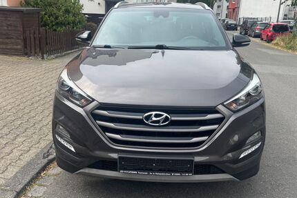 Hyundai TUCSON 122.000 km 12.599 &euro; Gelsenkirchen 45879
